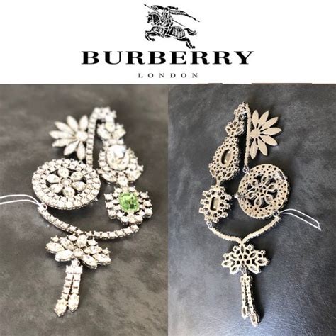 burberry brooch.